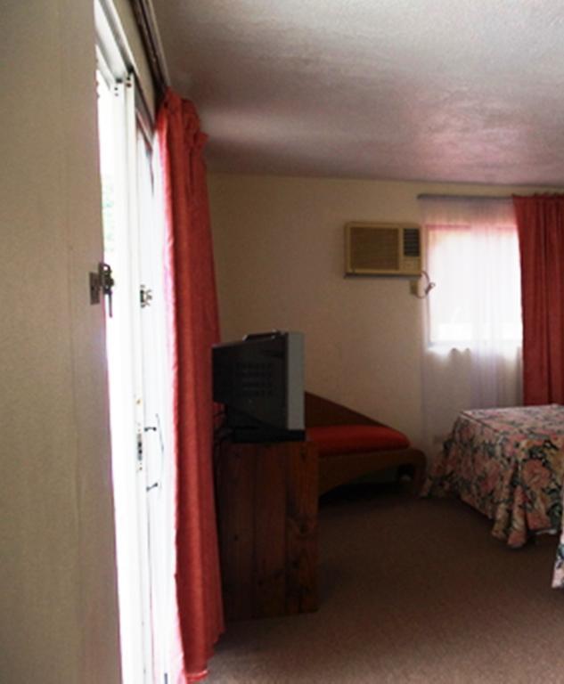 Bunker Hill Hotel Carlota Amalia Habitación foto